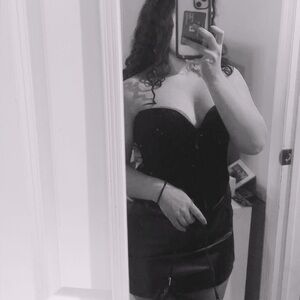 Meet your Posher, Ava